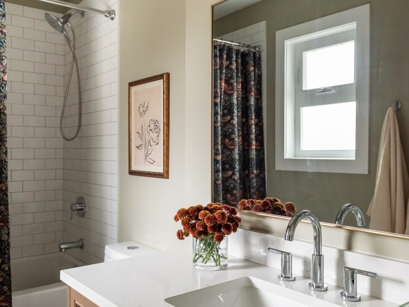 transitional kids bathroom, pops of colour, wood vanity